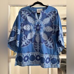Ruth Clarage vintage 60s  Blue and White Patterned Tunic Top